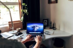 Formation rédaction web : maîtrisez les techniques pour créer du contenu performant et SEO-friendly